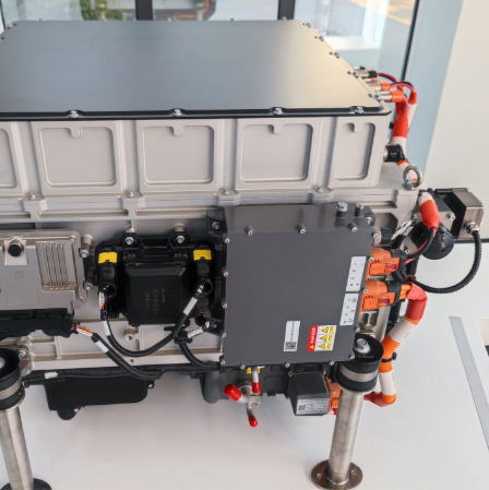 Gerador de eletricidade a hidrogénio de célula de combustível PEM refrigerado a líquido de 60 kW com 99,99% de pureza de hidrogénio